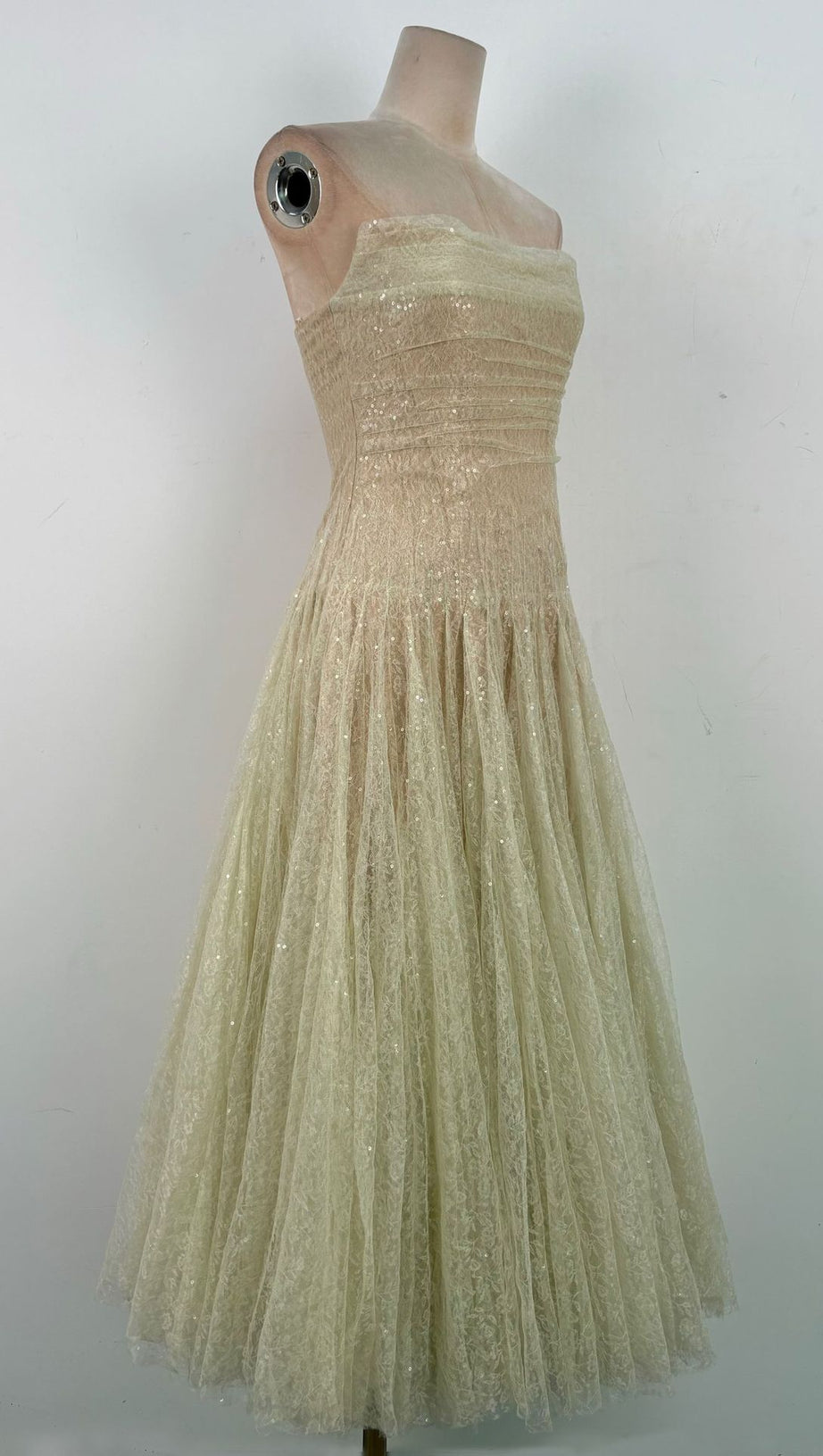 CAROL DRAPED LACE MAXI DRESS IN MINT