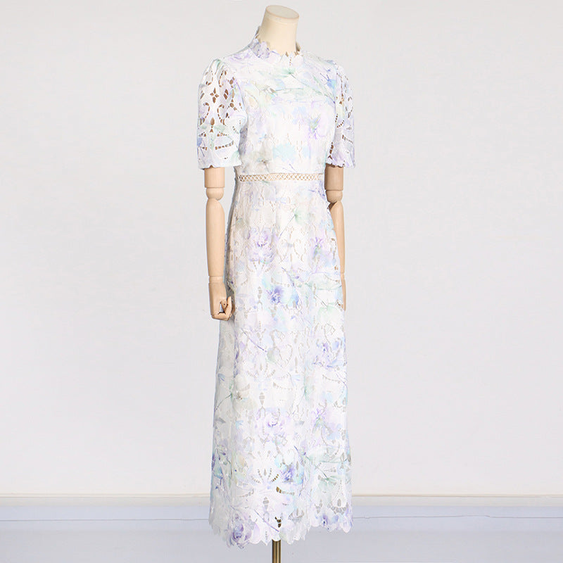 ABITO MIDI IN PIZZO CON MANICHE A SBUFFO E COLLO ALTO, BIANCO