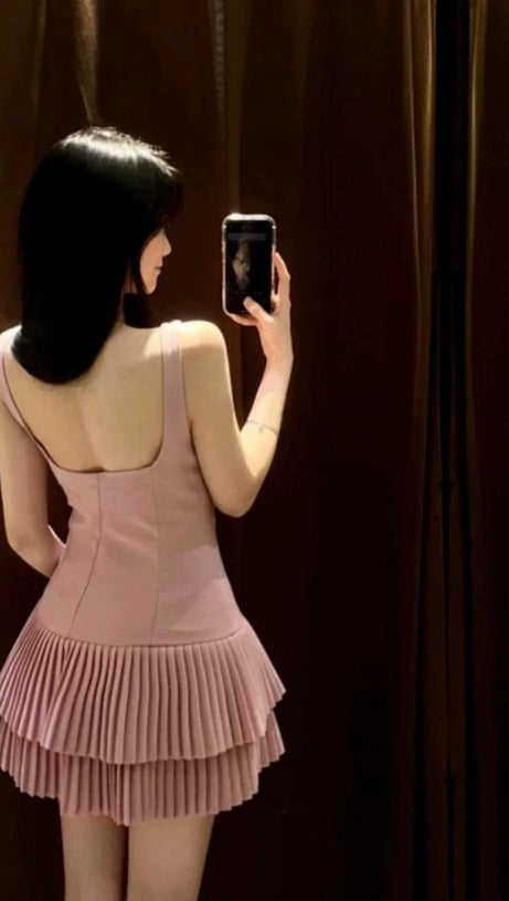 PINK SQUARE NECK PLEATED LAYERED MINI DRESS