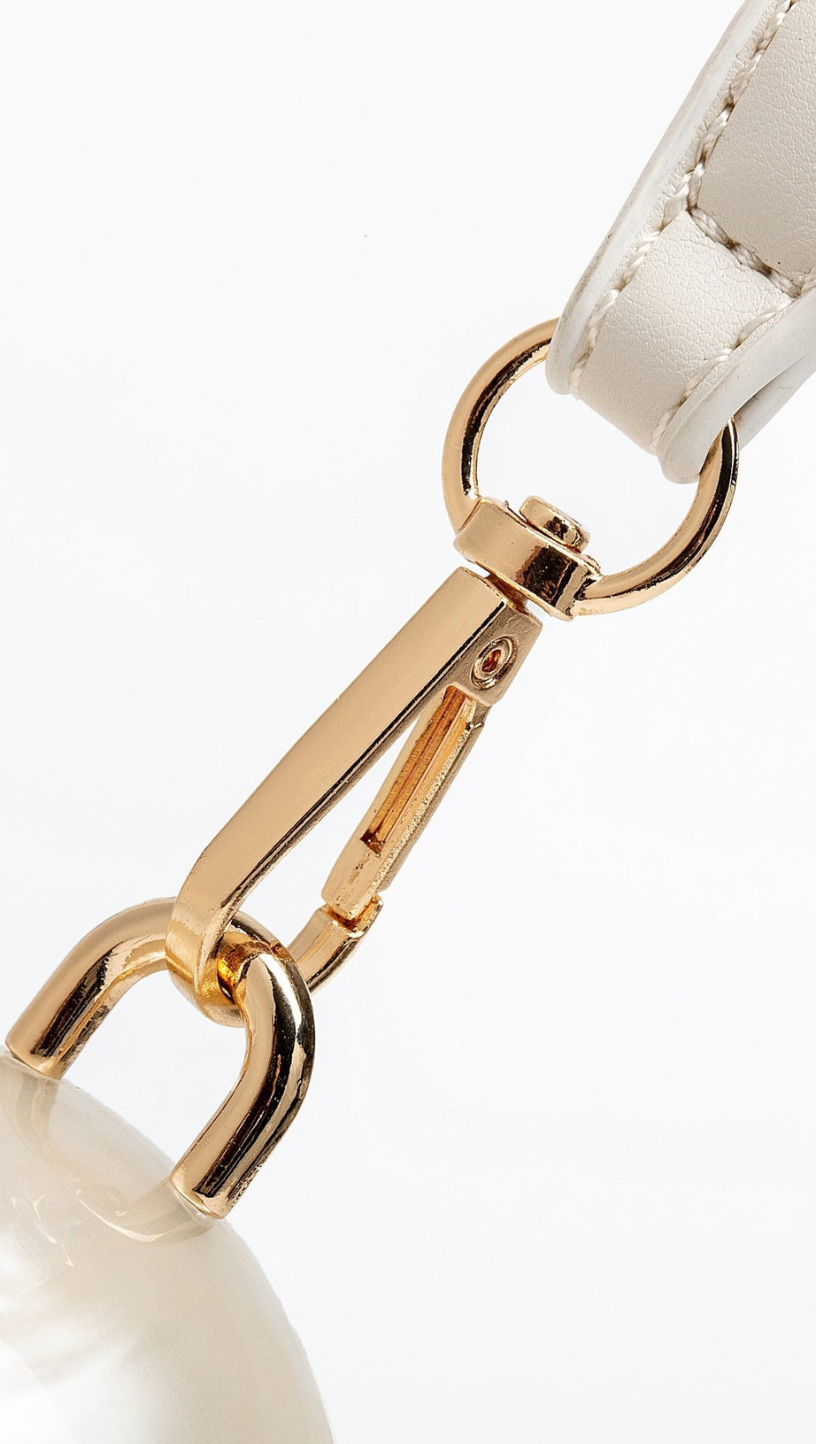 PEARL STRAP EGG BAG