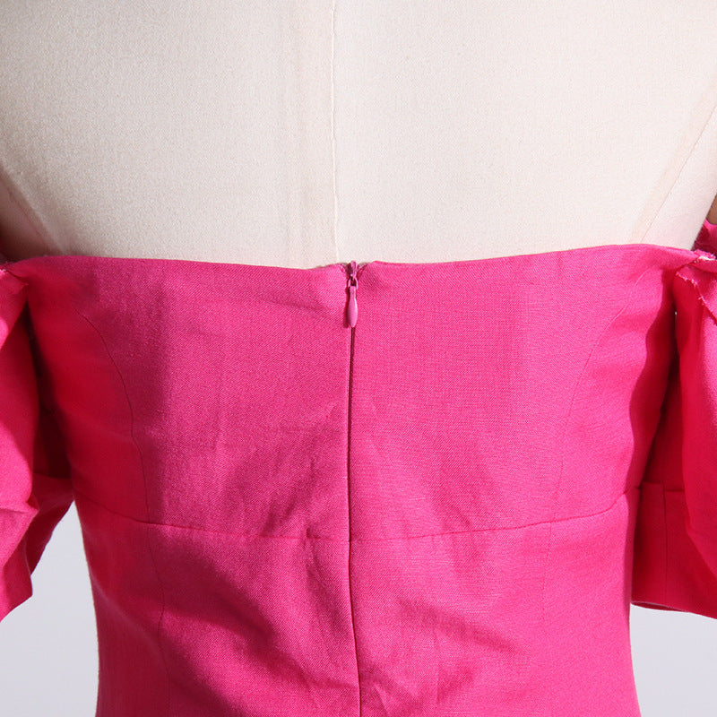 MINI ABITO IN SETA CON SPALLE SCOPERTE E VOLANT ROSA