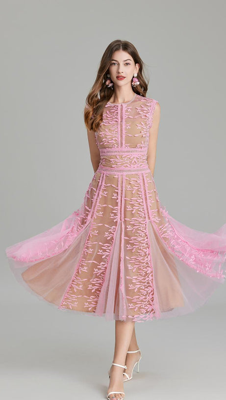 phoenix 3d Embroidered lace mesh midi dress in pink