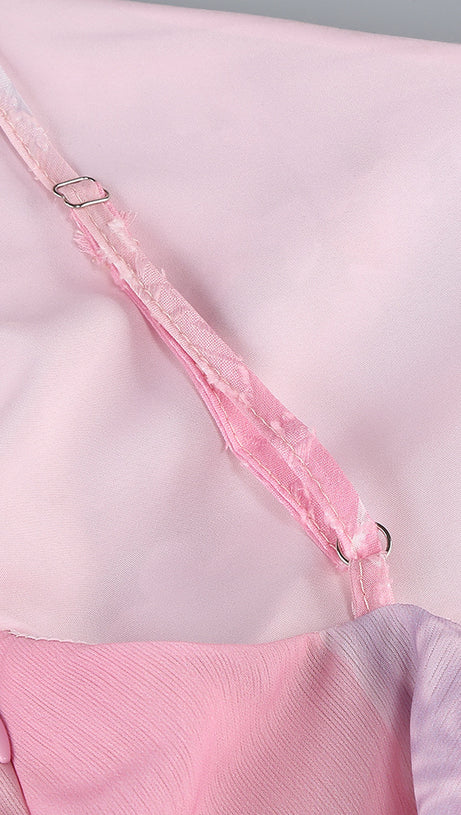 Gerüschtes, farbiges Camisole-Midikleid in Pink