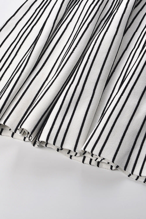 TWO-TONE V-NECK SLEEVELESS FLARED KNIT MINI DRESS