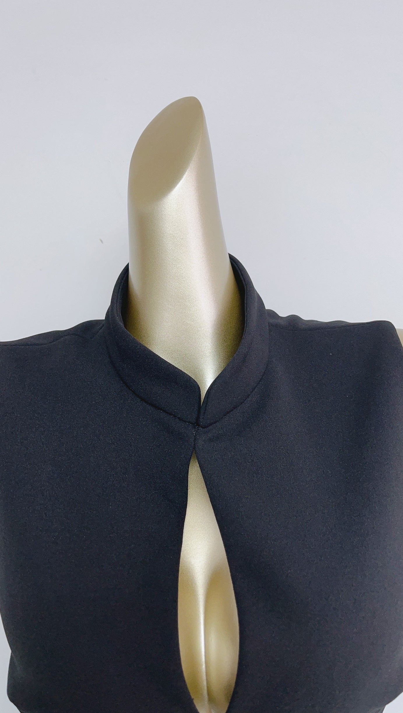 STAND COLLAR CUTOUT MINI DRESS IN BLACK