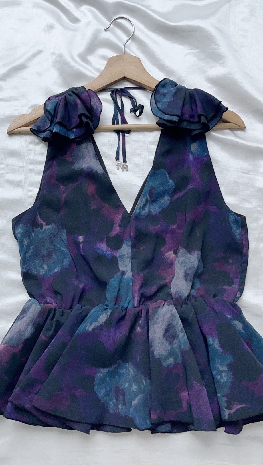 FLORAL PRINT CHIFFON RUFFLE TOP