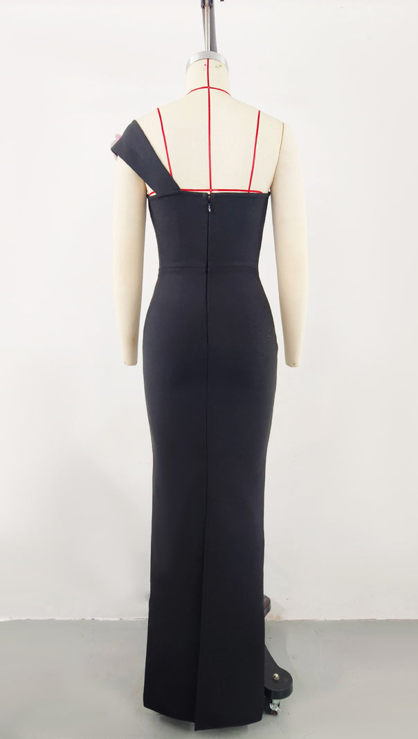 AIIZIE BLACK ONE-SHOULDER FLORAL BANDAGE SPLIT MAXI DRESS - product image