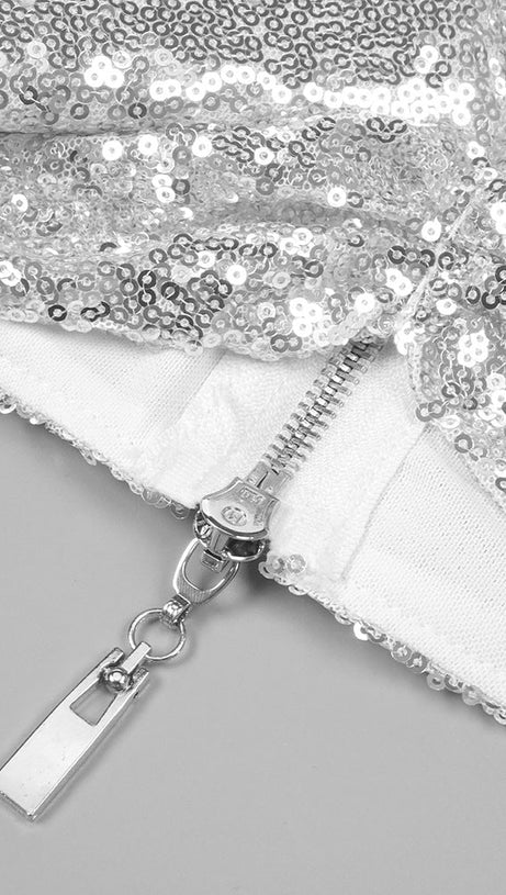 CROP TOP DRAPE SKIRT SET IN SILVER