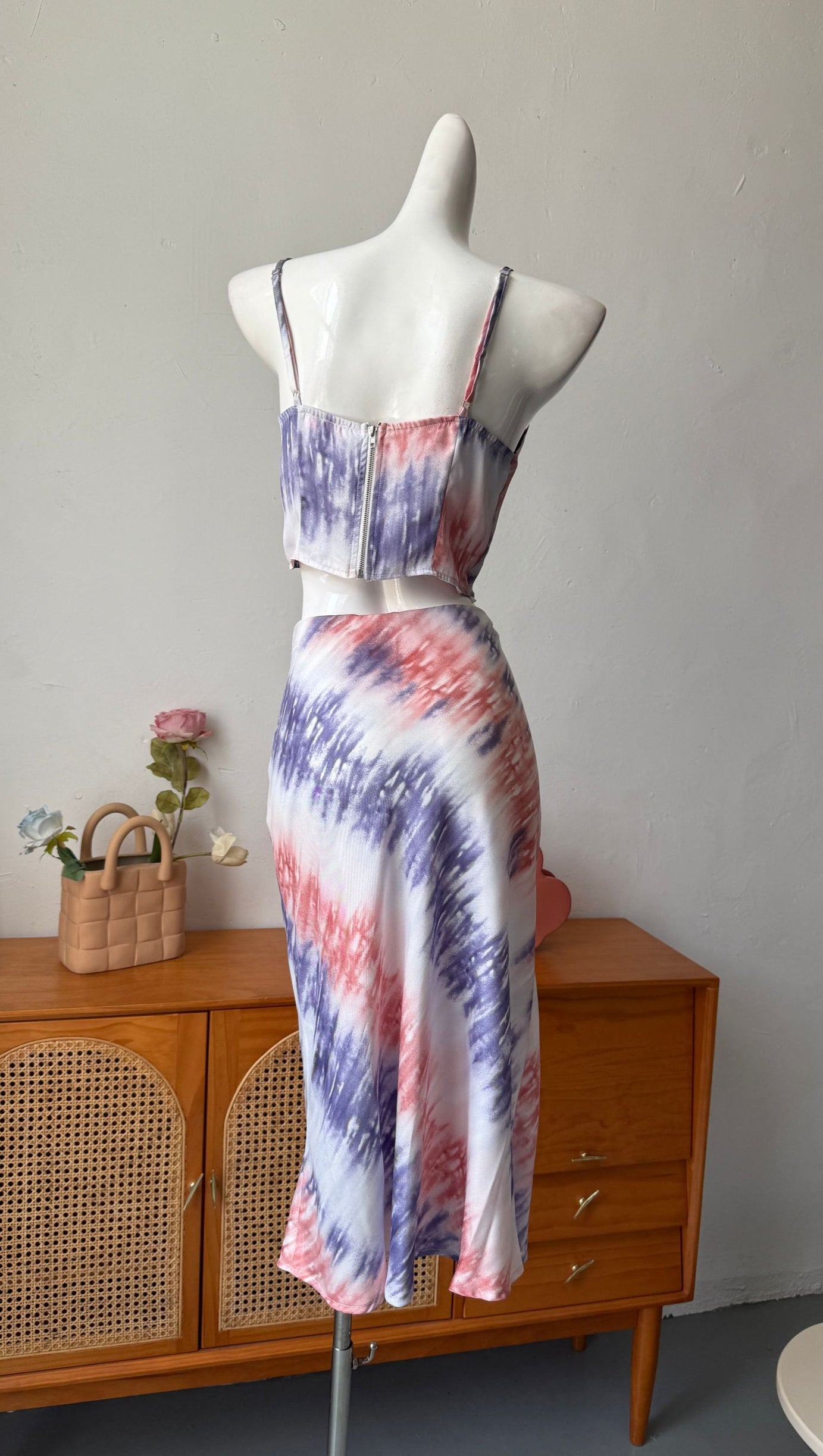 PINK PURPLE TIE-DYE CROPPED CAMISOLE & SLIP SKIRT