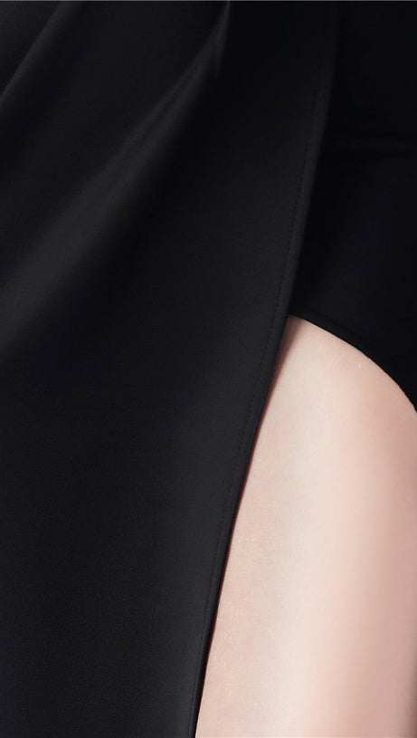 DEBBY BLACK ONE SHOULDER FLOWER CUT OUT SLIT MAXI DRESS