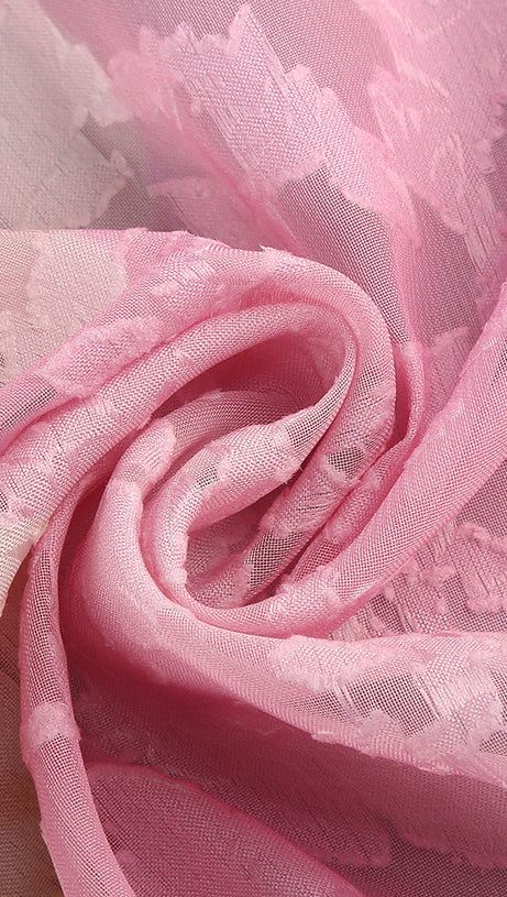 Gerüschtes, farbiges Camisole-Midikleid in Pink