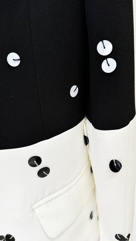 STRUCTURED SQUARE SHOULDER BLAZER SUIT