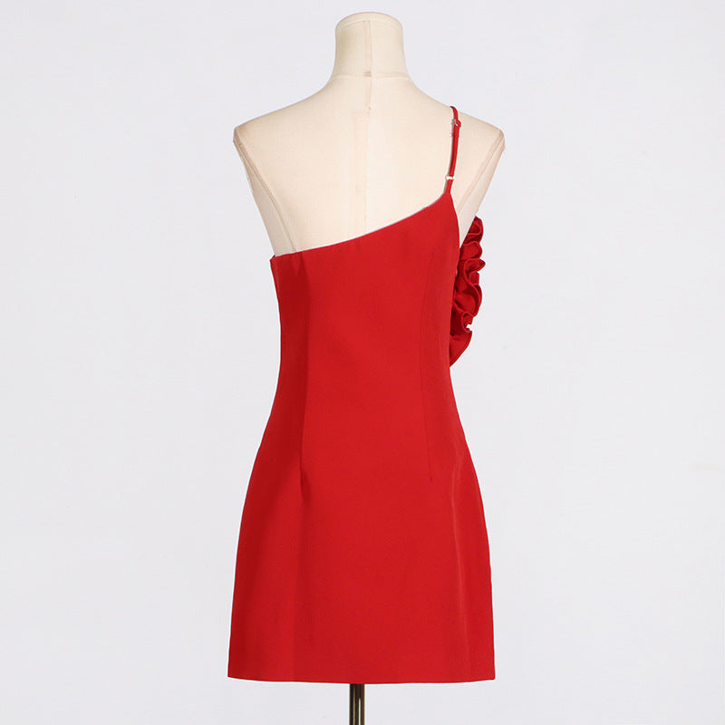 AMITY ONE-SHOULDER MINIKLEID MIT BLUMENAPPLIKATIONEN IN ROT