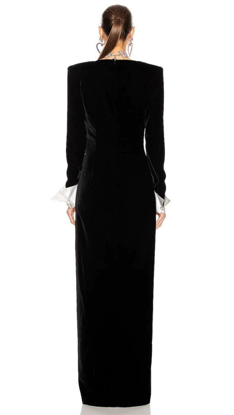 CROWN BLACK LONG SLEEVE V-NECK MAXI DRESS