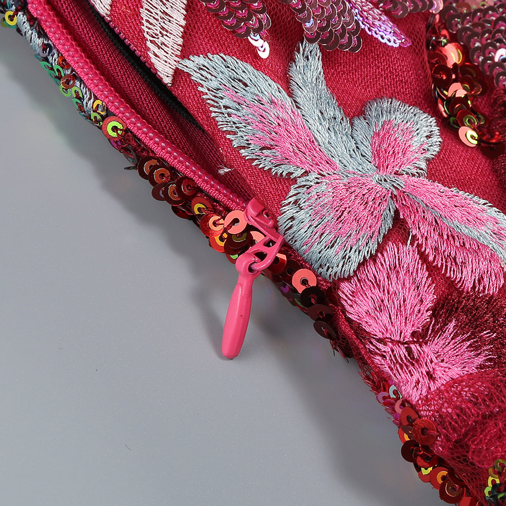 Trägerloses, figurbetontes Maxikleid mit Blumen-Paillettenstickerei 