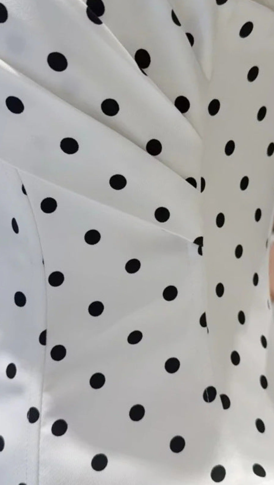 POLKA DOT STRAPLESS FLOWER CORSET PUFF MINI DRESS IN WHITE