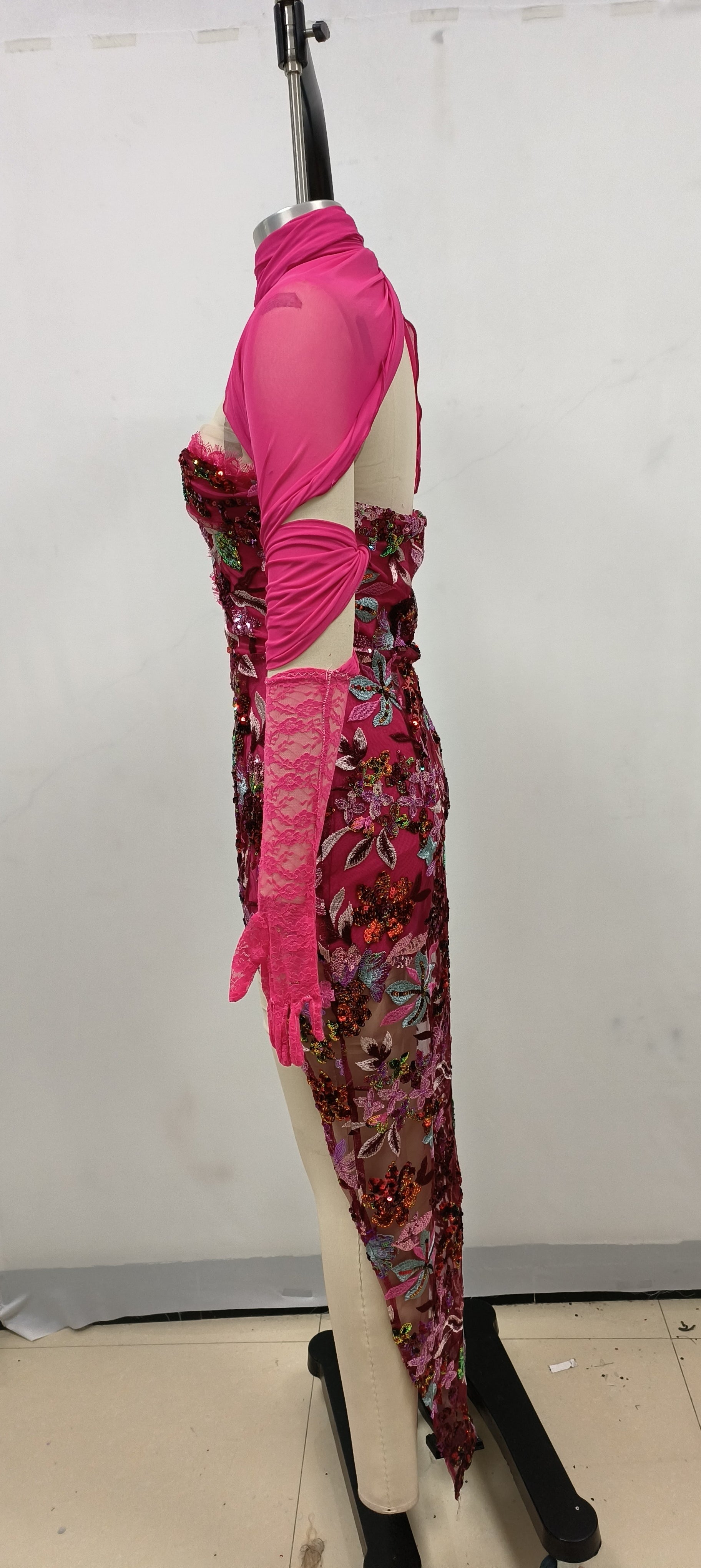 STRAPLESS FLORAL SEQUINS EMBROIDERY BODYCON GOWN MAXI DRESS