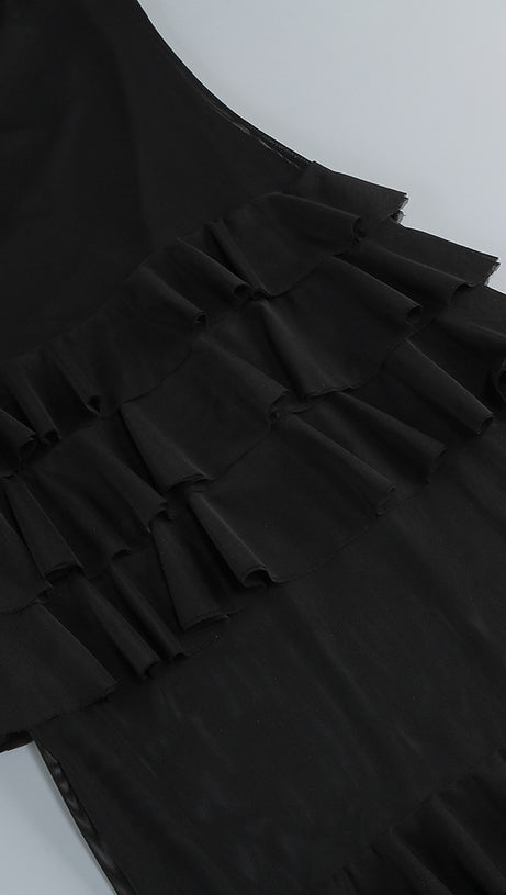 ABITO MIDI NERO SENZA SPALLINE CON VOLANT A VOLANT
