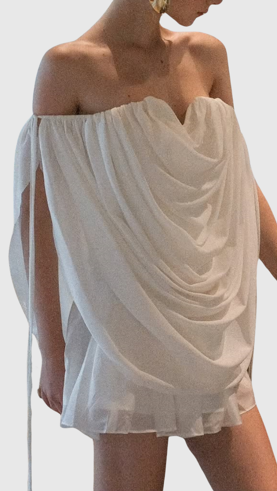 ODRUTA OFF SHOULDER DRAPED TOP IN WHITE