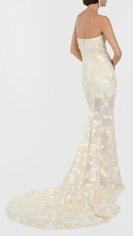 EMBROIDERED STRAPLESS GOWN IN APRICOT