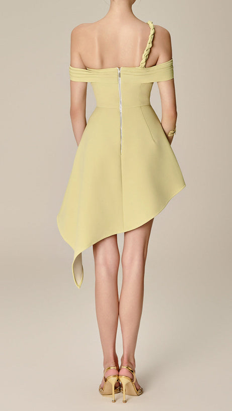ANILA ASYMMETRIC OFF-SHOULDER MINI DRESS IN NUGGETS GREEN