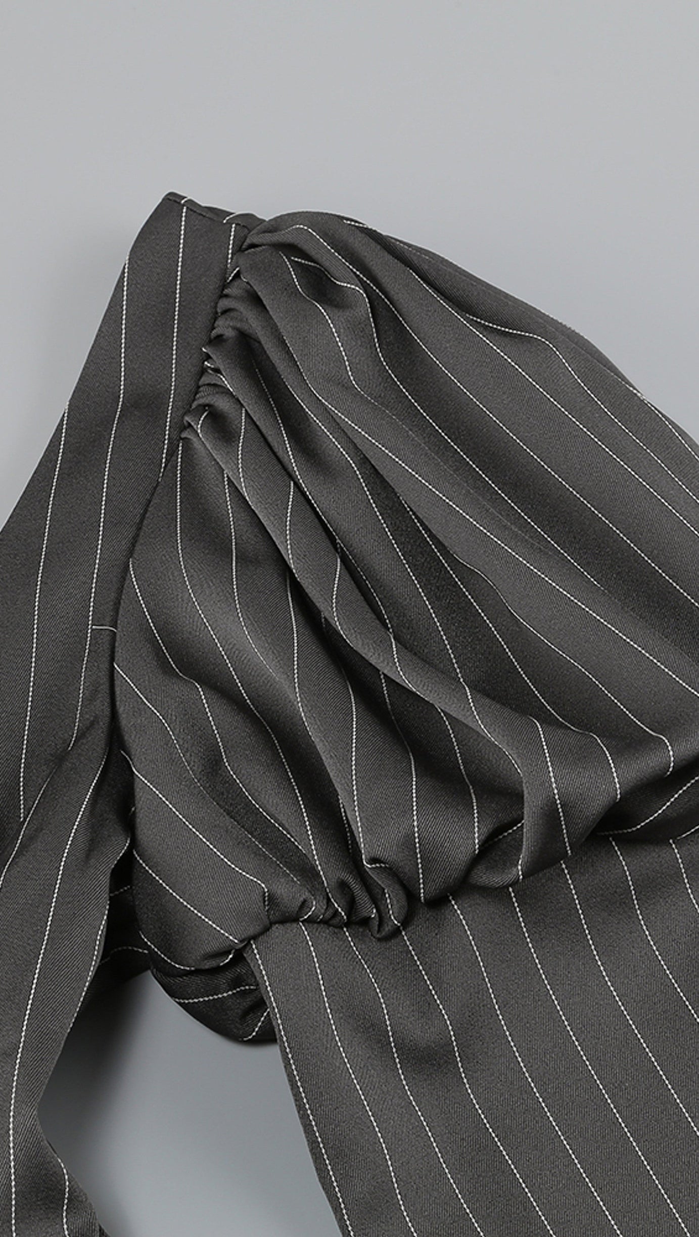 PUFF LANGARM KRISTALLKORSETT A-LINIENKLEID IN SCHWARZ