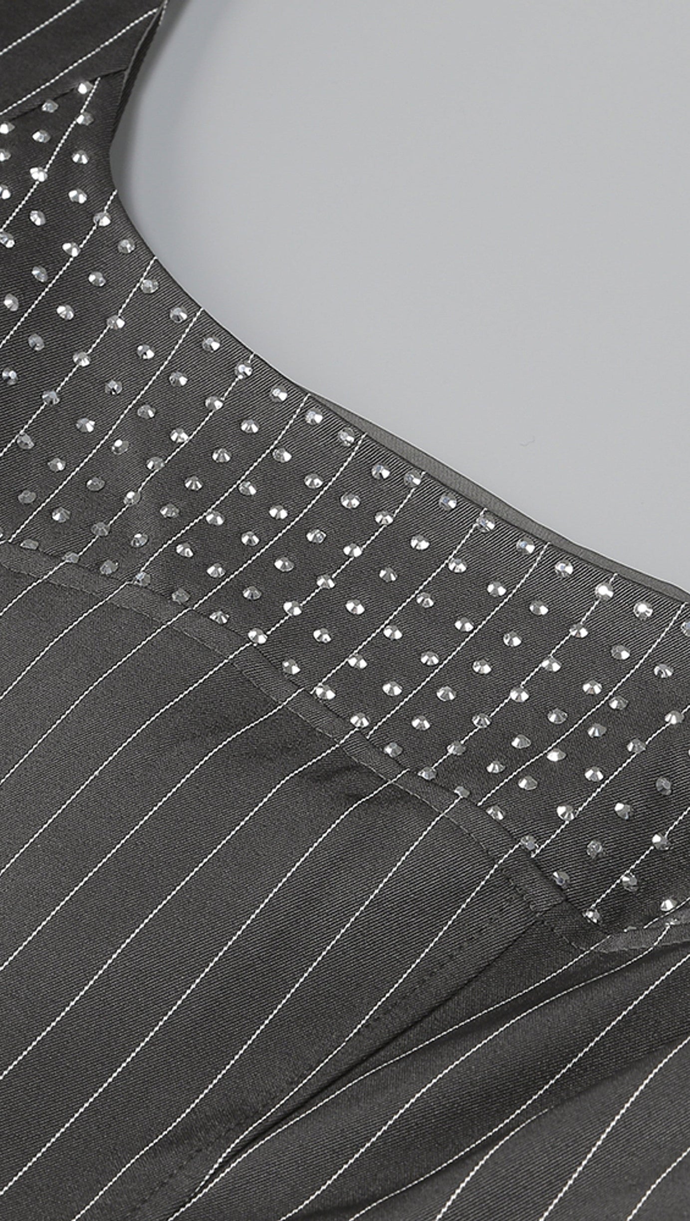 PUFF LANGARM KRISTALLKORSETT A-LINIENKLEID IN SCHWARZ