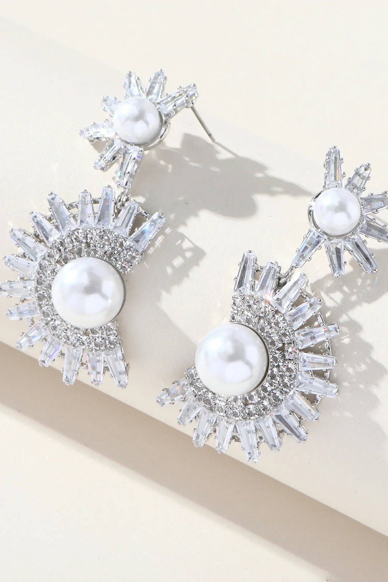 ALAYA FLORAL RHINSTONE PEARL EARRINGS