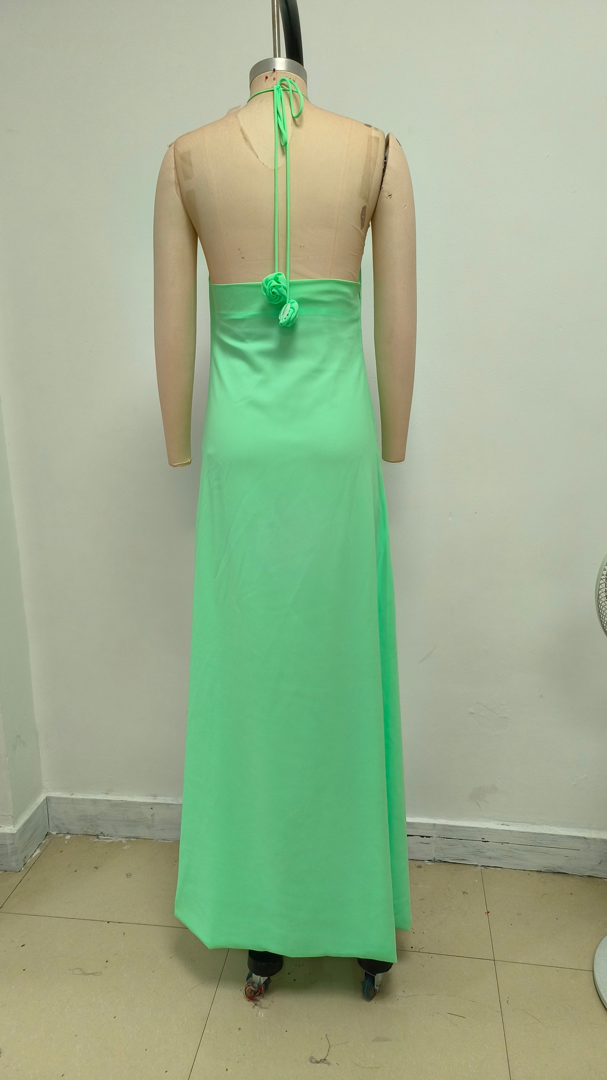 FLORAL HALTERNECK HIGH COLLAR MAXI DRESS GREEN