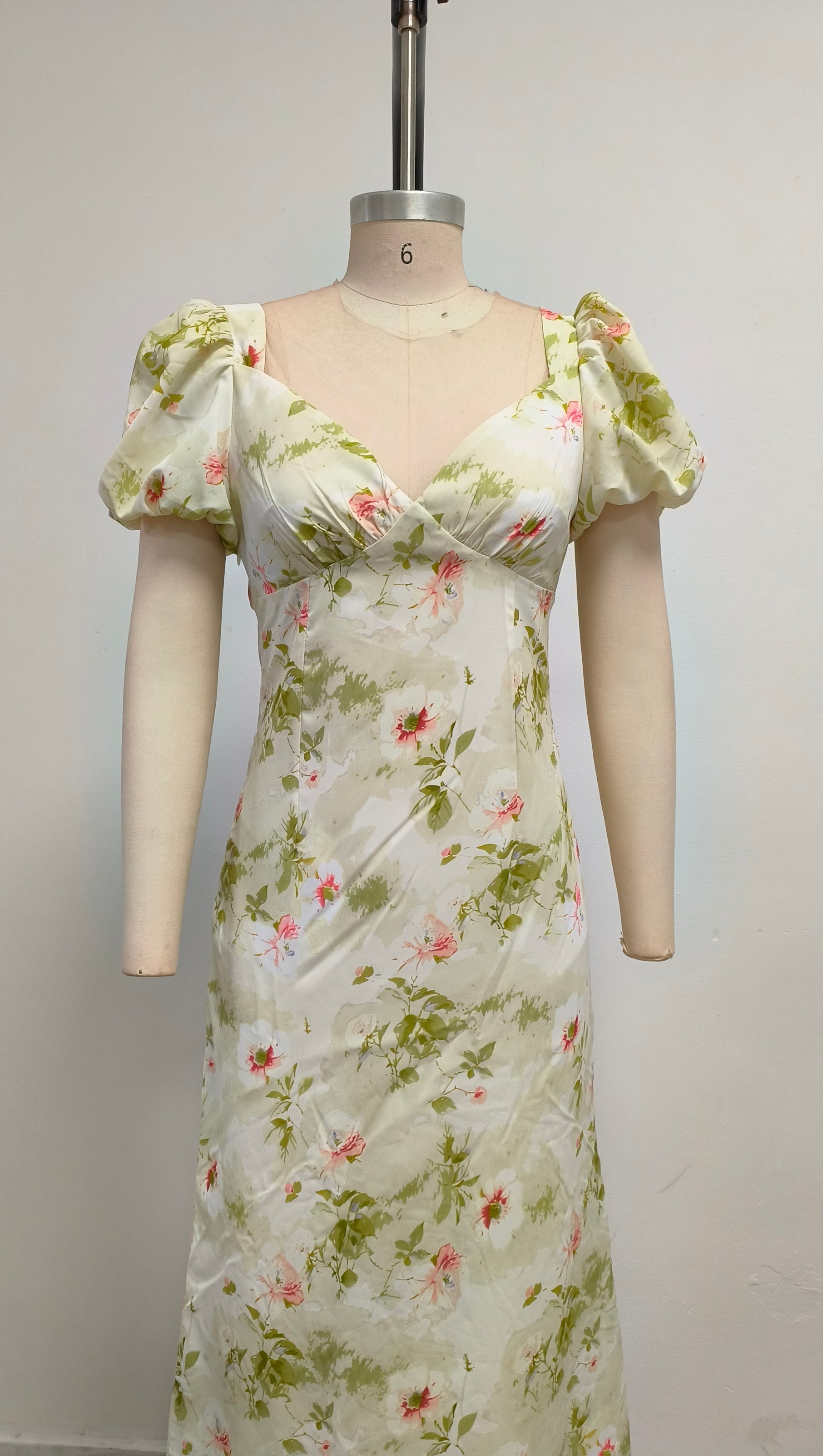 AIIZIE V-NECK FLORAL PUFF SLEEVE DRESS - product image
