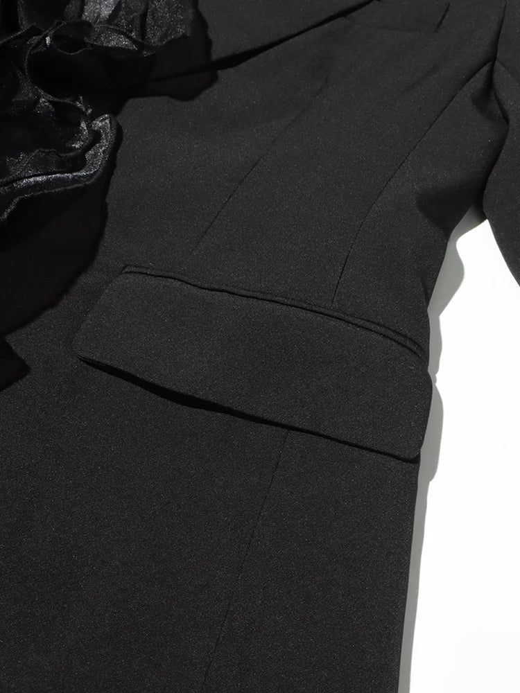 Schicker Blazer mit Patchwork-Rüschen in Schwarz