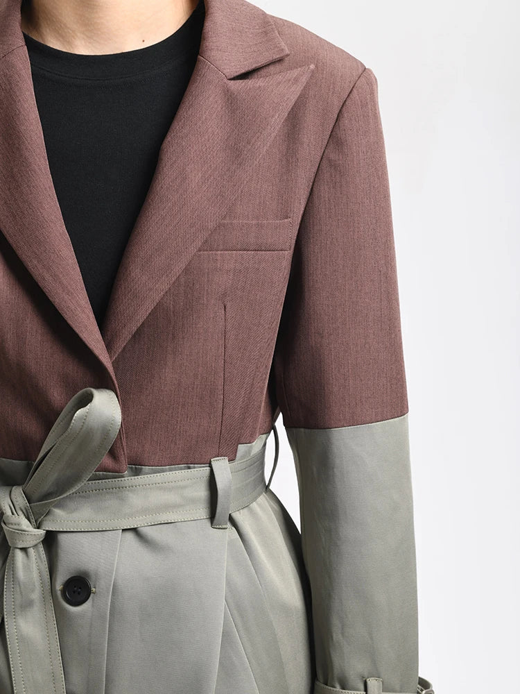 Blazer-Trenchcoat mit Gürtel in Braungrau