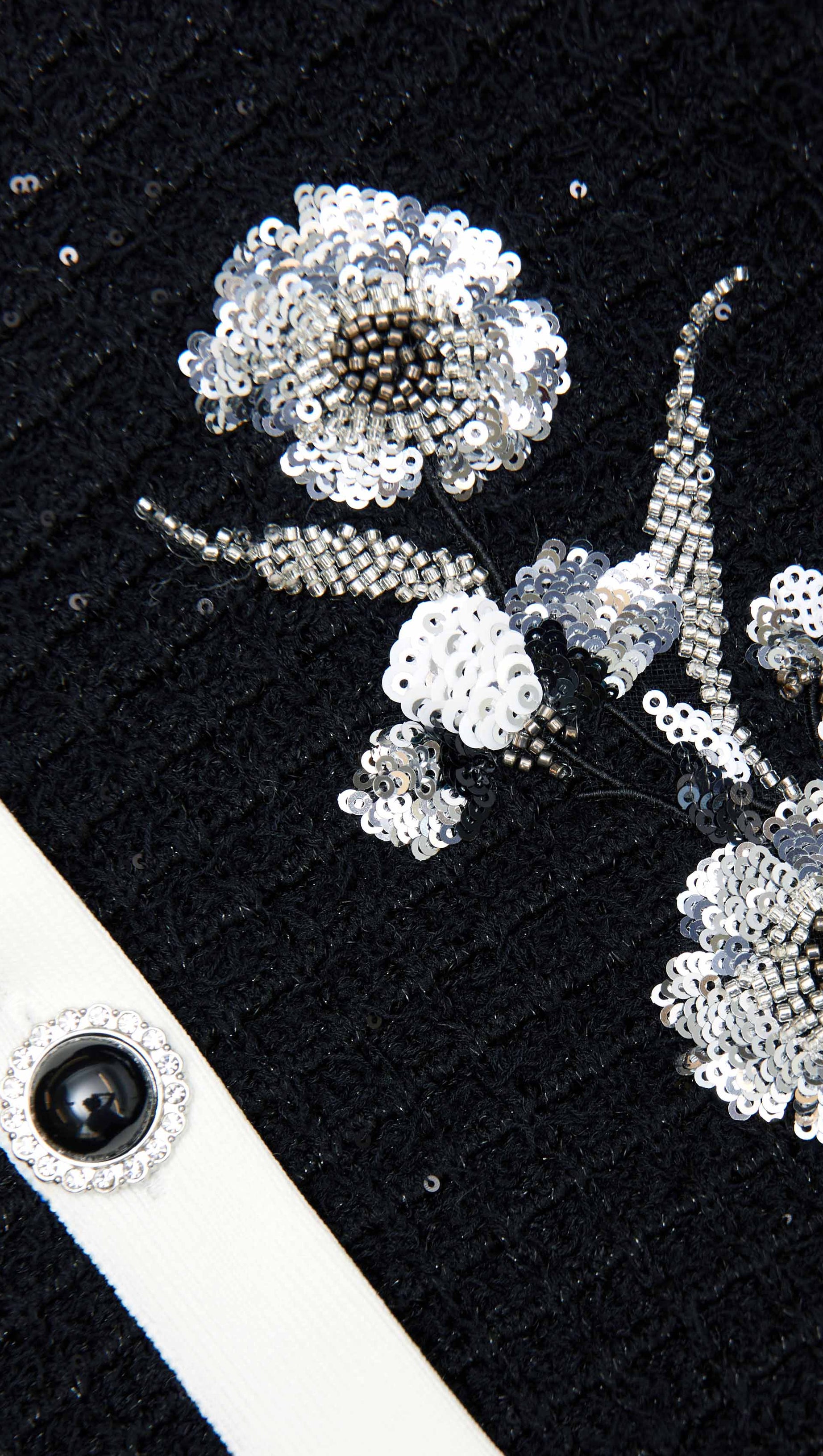 VICKY BLACK FLORAL TEXTURED KNIT MIDI DRESS