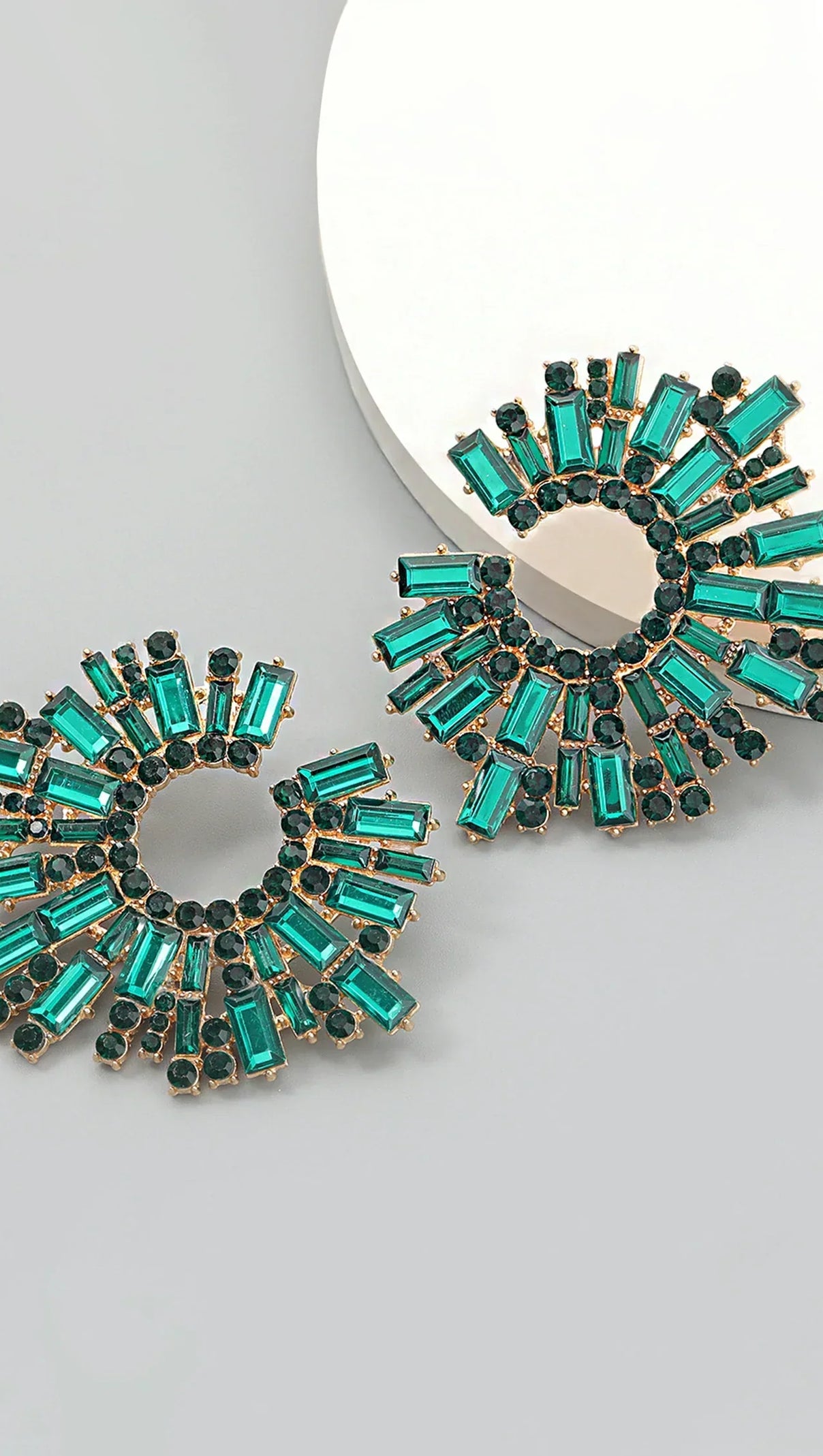AIIZIE DAVIAN SUNFLOWER DIAMOND EARRINGS - product image