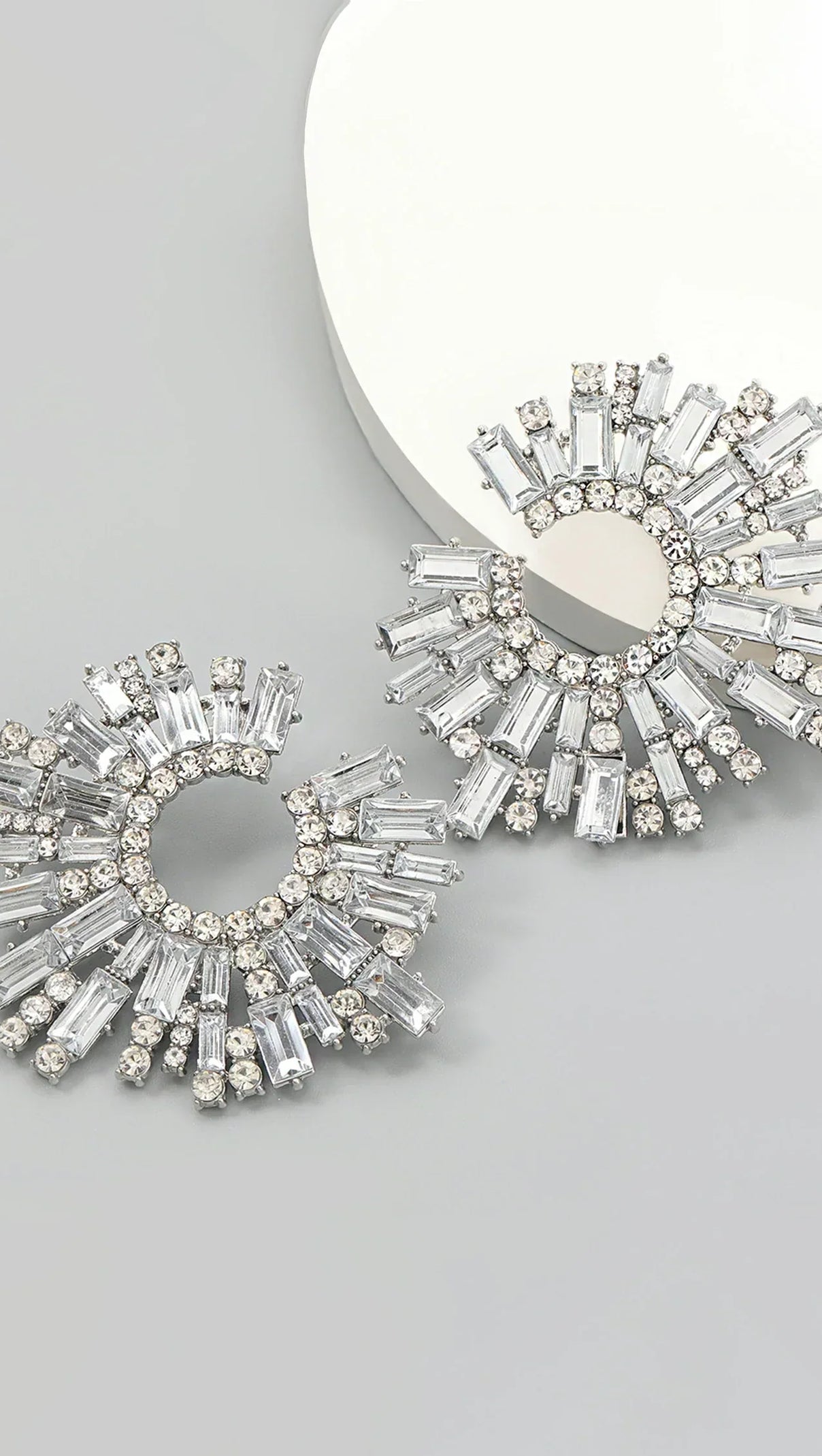 AIIZIE DAVIAN SUNFLOWER DIAMOND EARRINGS - product image