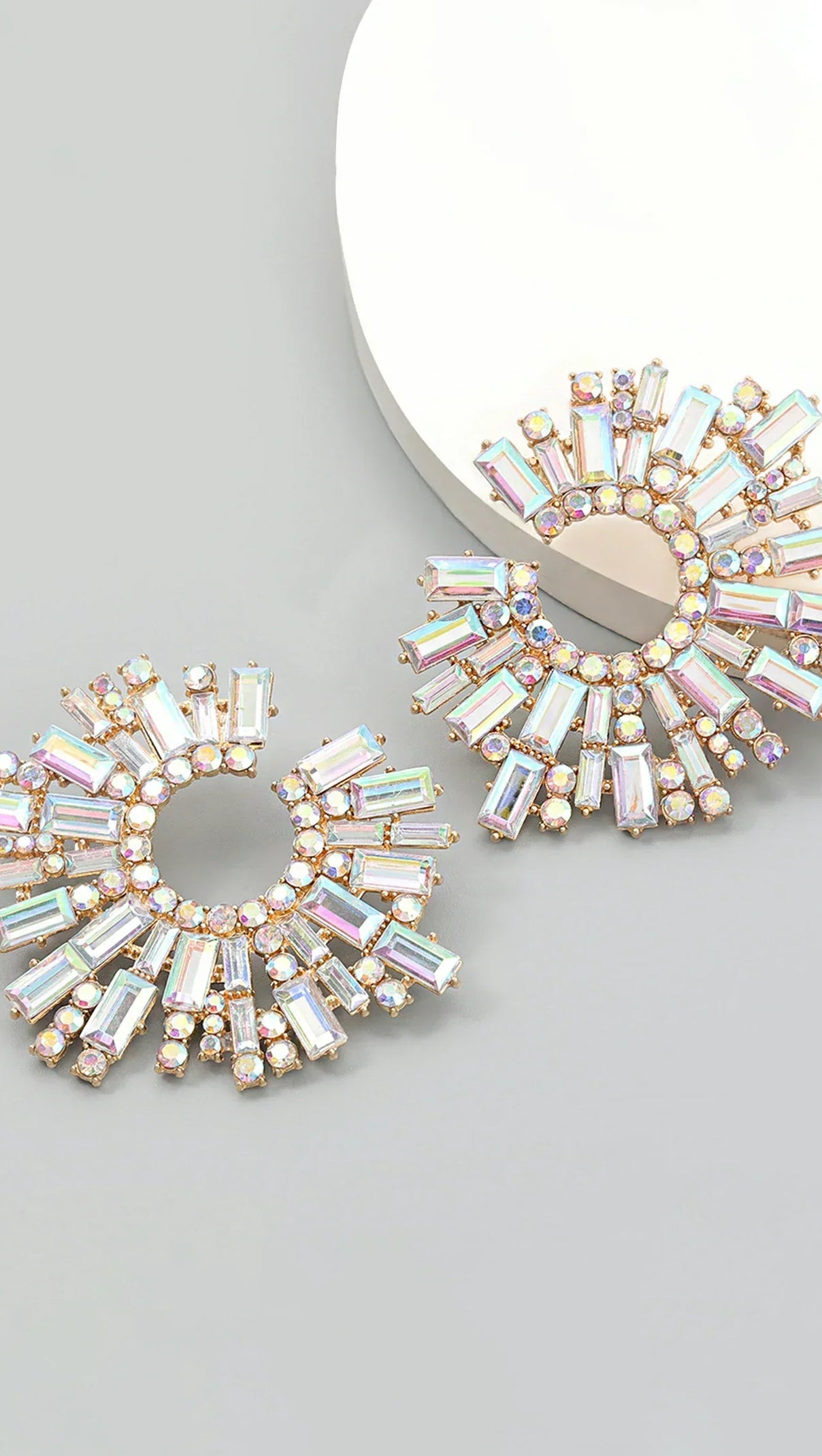AIIZIE DAVIAN SUNFLOWER DIAMOND EARRINGS - product image