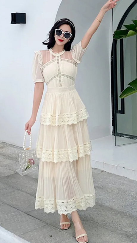 PLEATED LACE MIDI DRESS IN APRICOT