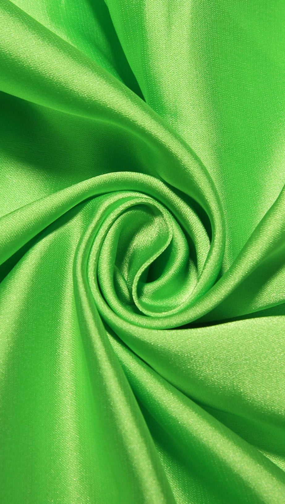 TRÄGERLOSES MINIKLEID IN GRÜN 