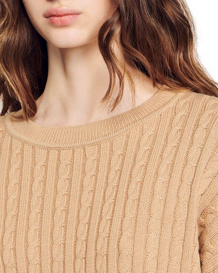 KNIT ROUND NECK SWEATER