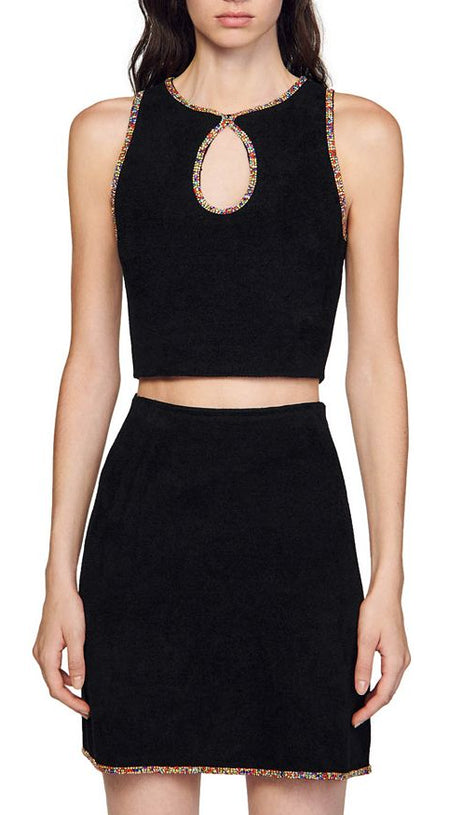 MINIROCK MIT SAMTVERZIERUNG 