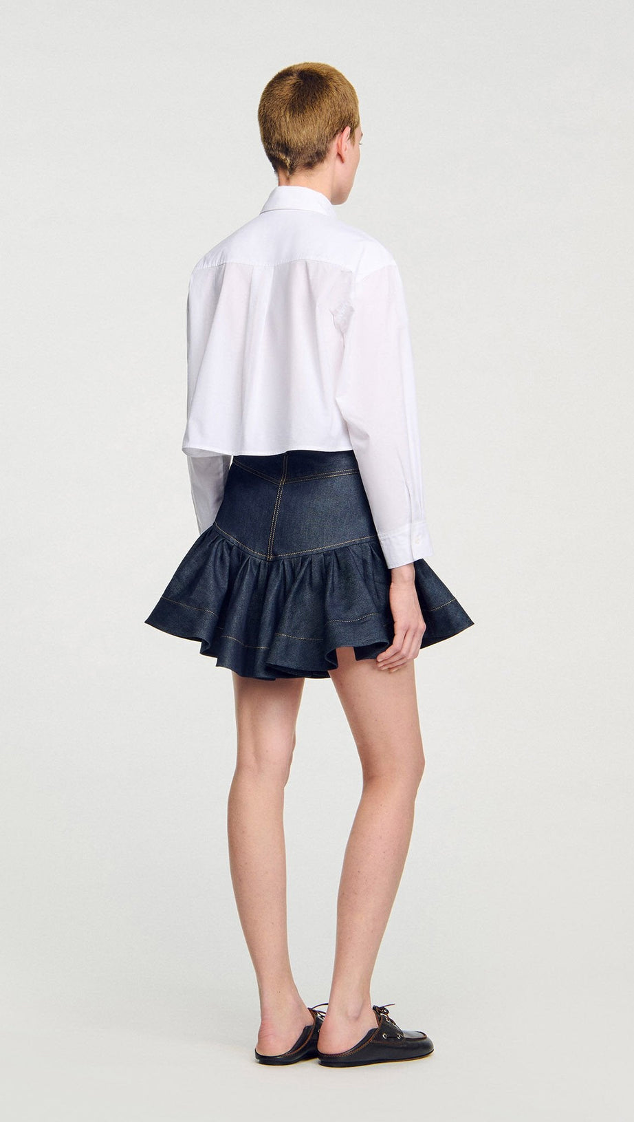 RUFFLED MINI DENIM SKIRT IN DEEP BLUE