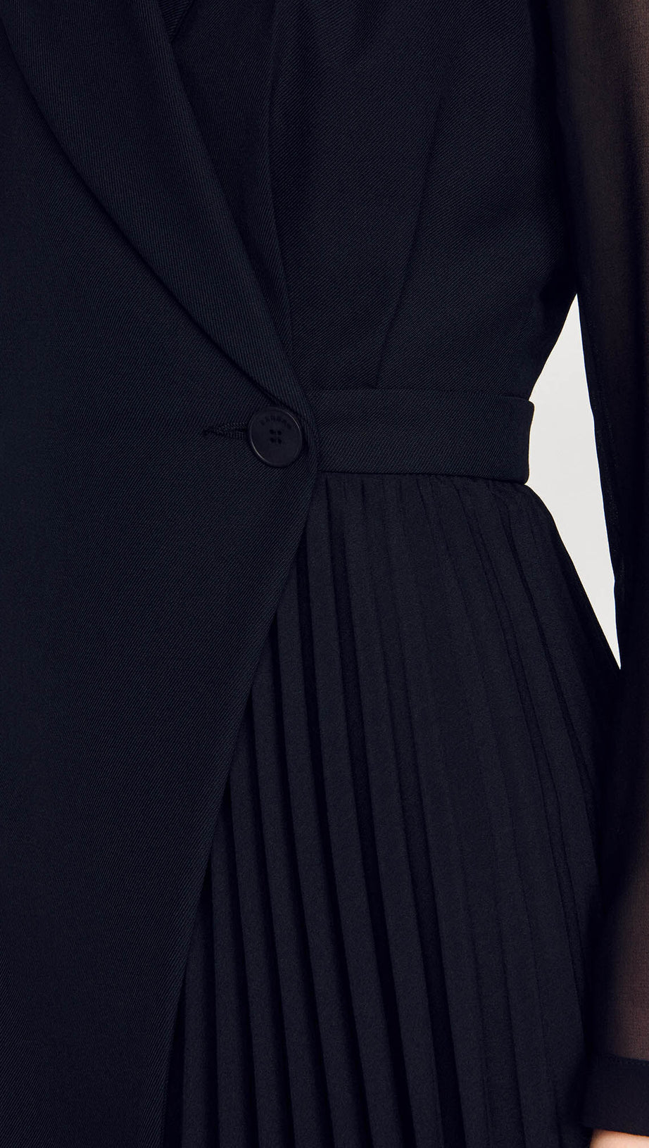 LILELA CONTRAST SLEEVE DRESS