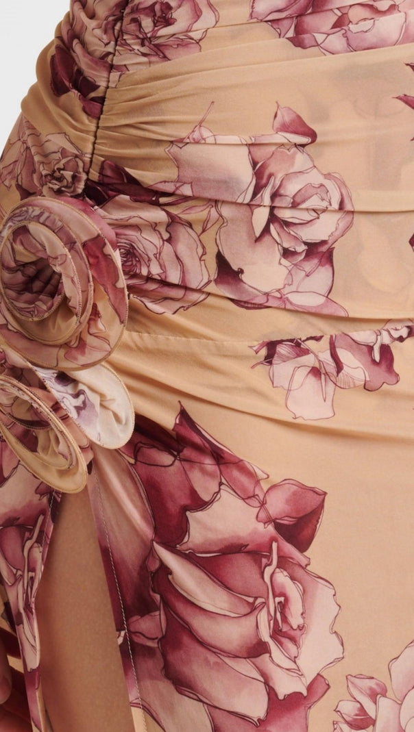 AIIZIE TAYSIA FLORAL STRAPLESS RUCHED MIDI DRESS - product image