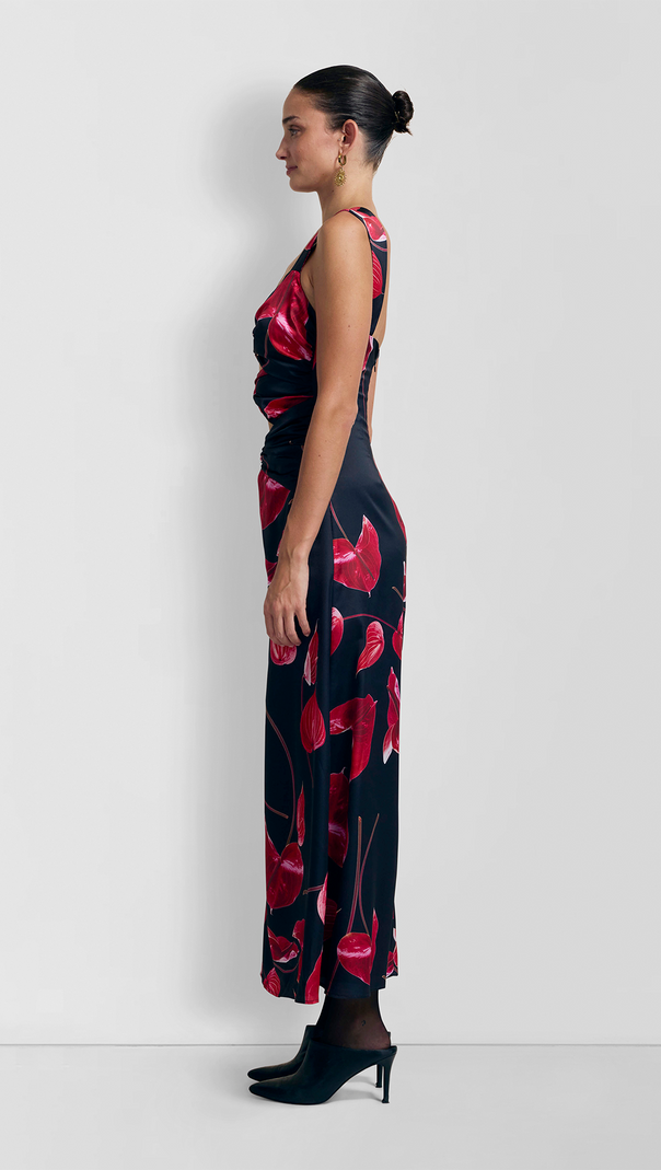 AIIZIE CUT OUT MIDI DRESS - NOIR ANTHURIUM - product image