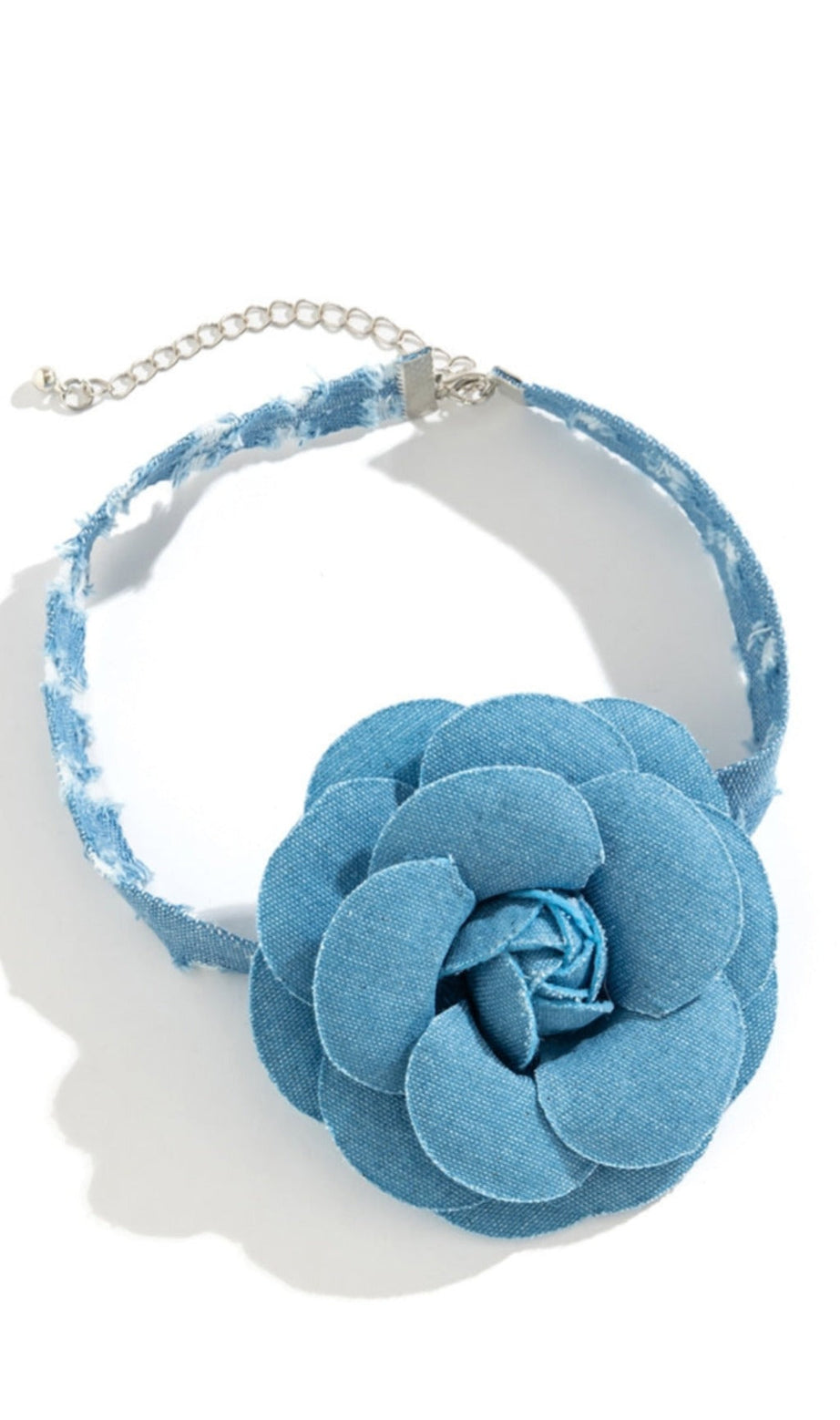 BLAUER BLUMEN-HALSBAND