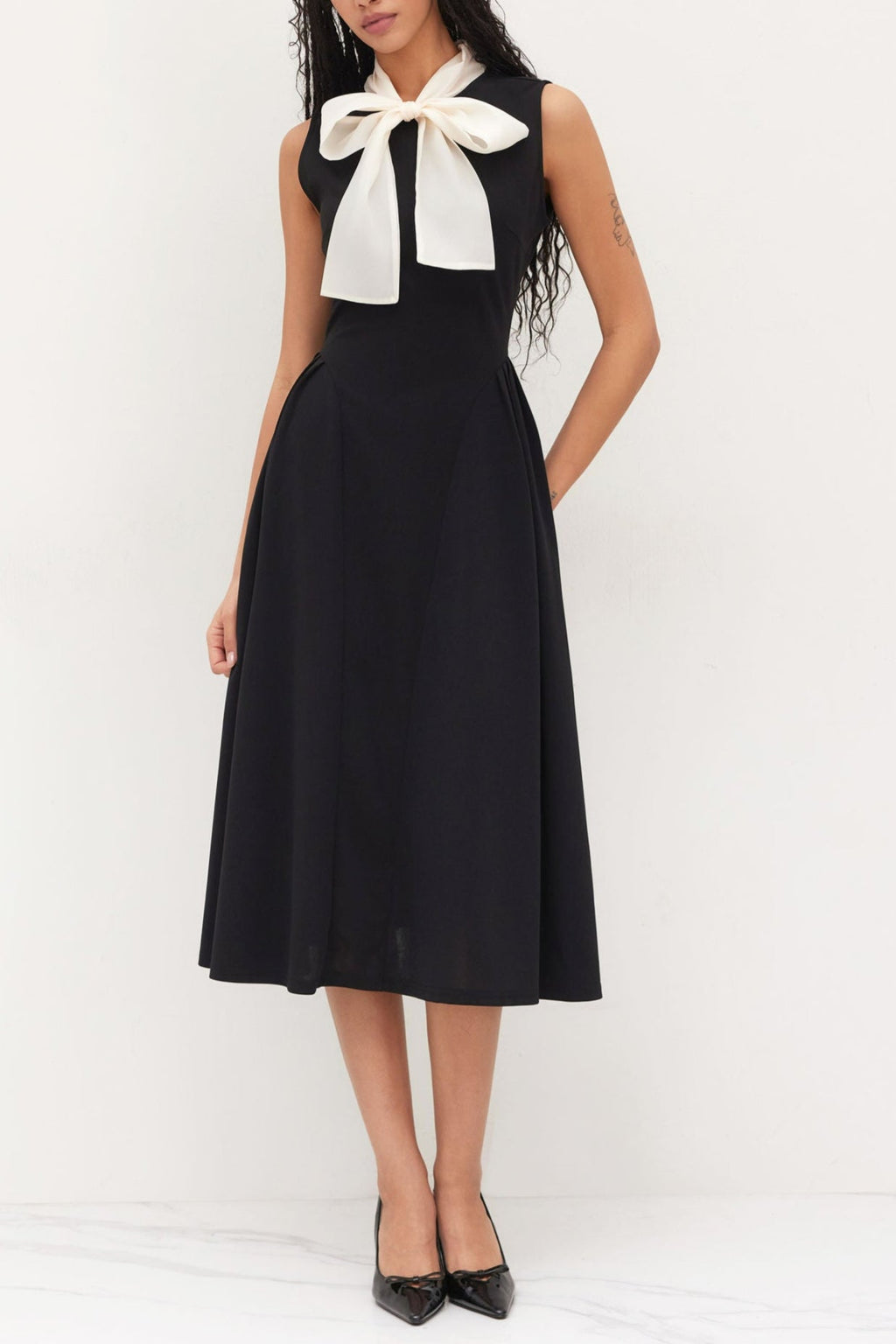 TWO TONE BOW TIE RUFFLE MIDI DRESS