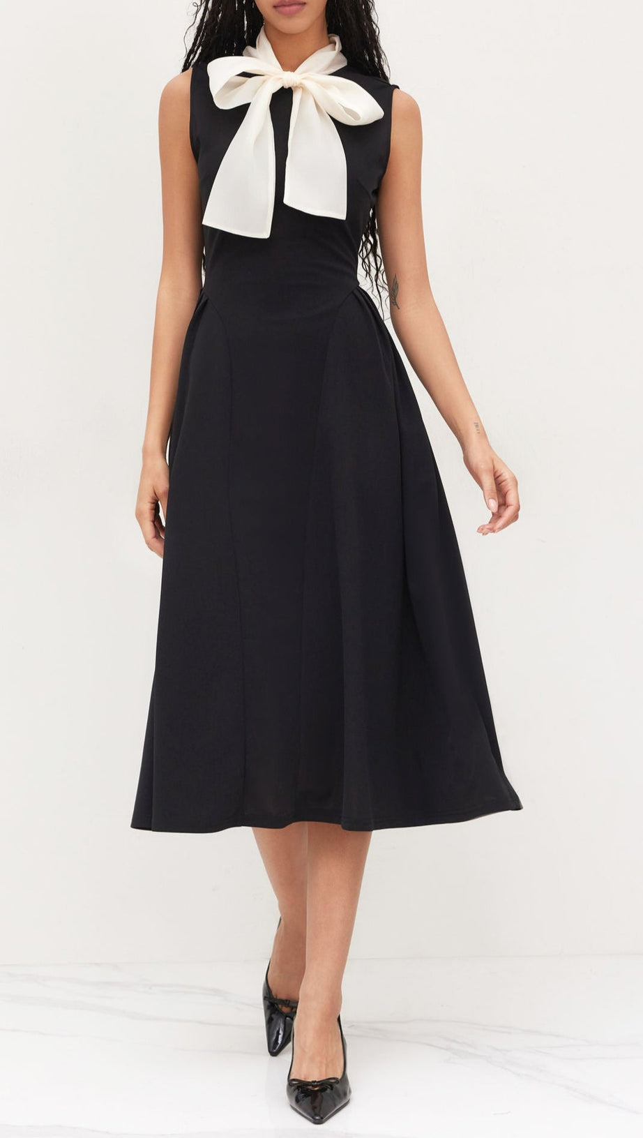 TWO TONE BOW TIE RUFFLE MIDI DRESS