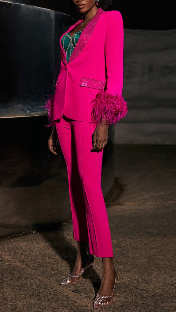 AIIZIE BODYCON PANTS IN PINK - product image