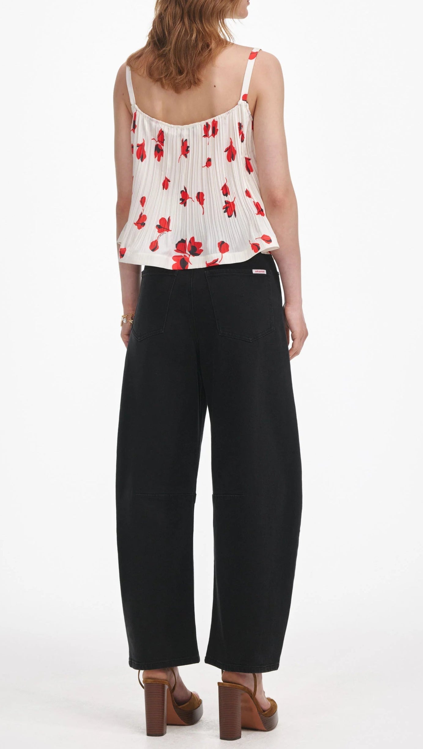 Weißes Plissee-Top mit Blumenmuster