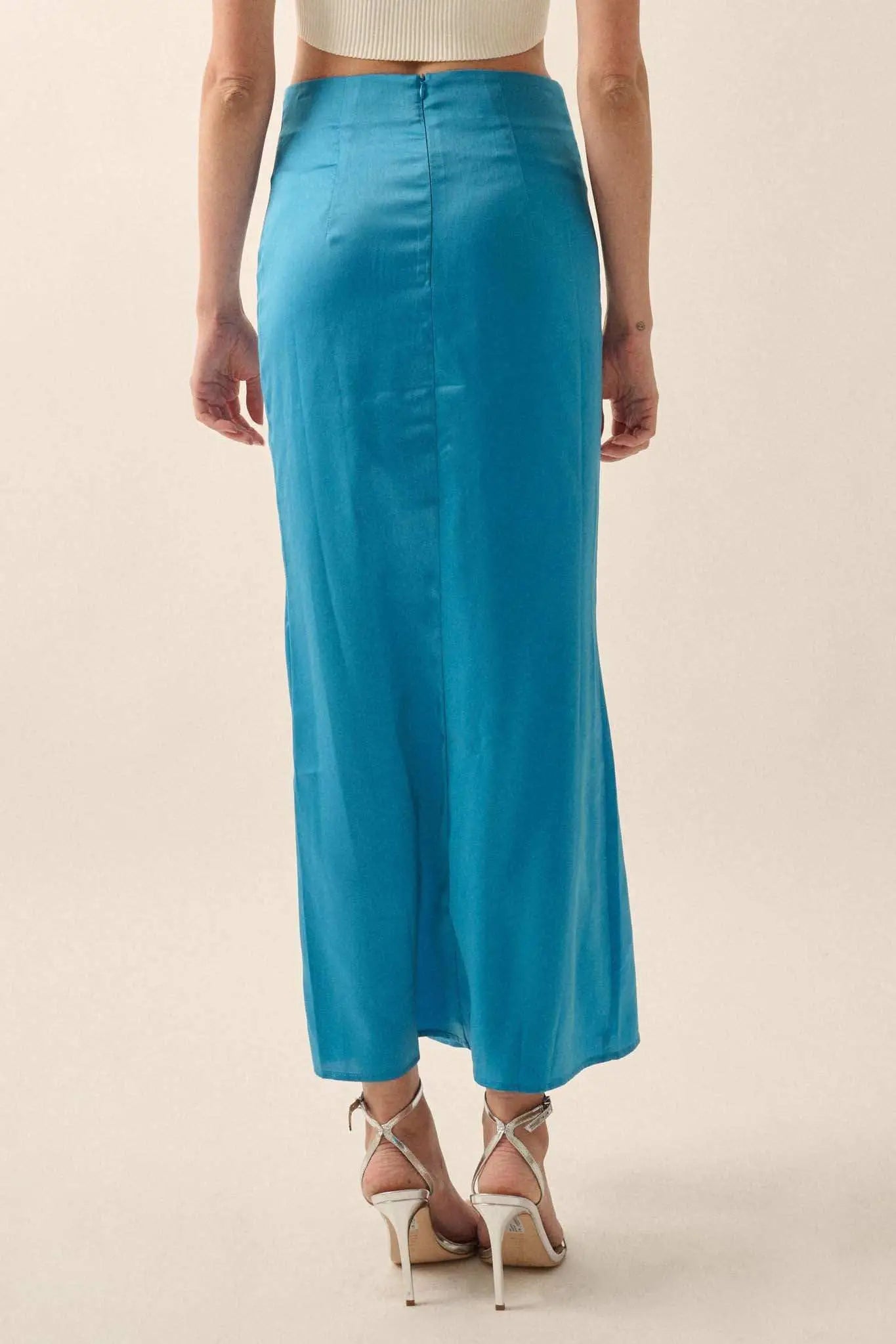 Curve Matte Satin Buttoned Maxi Skirt